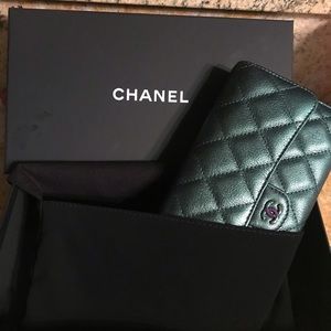 BRAND NEW CHANEL WALLET